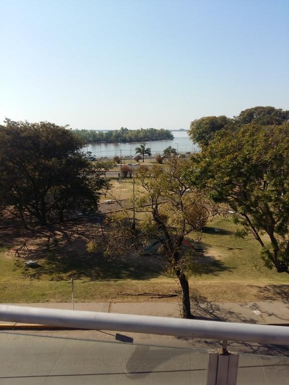 Apartamento Frente al Río Paraná Exterior foto