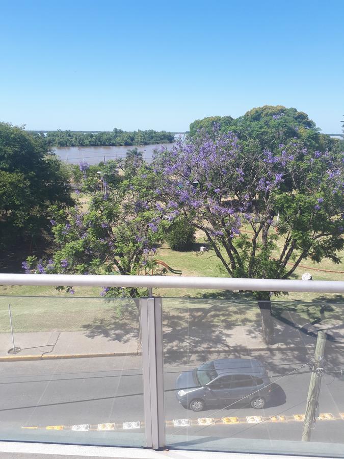 Apartamento Frente al Río Paraná Exterior foto