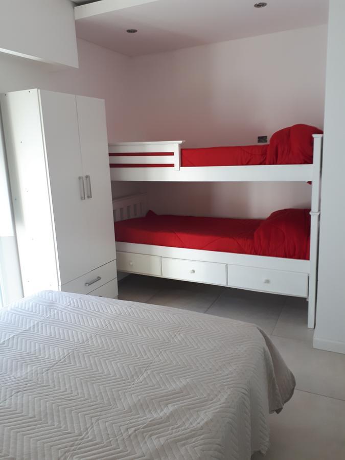 Apartamento Frente al Río Paraná Exterior foto
